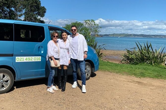 1.5h Waiheke Guided Scenic Tour in our Electric Van - Starting at Matiatia Wharf and Ocean View Road