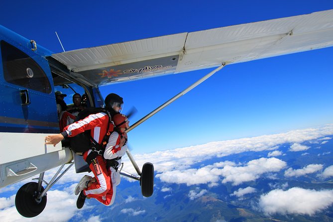 13,000ft Skydive over Abel Tasman with NZ's Most Epic Scenery - Practical Ways To Plan Your Day