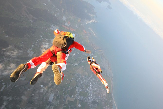 16,500ft Skydive over Abel Tasman with NZ's Most Epic Scenery - Is €206 good value?