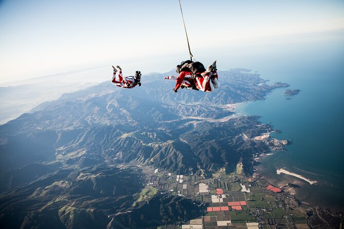 18,000ft Tandem Skydive over Abel Tasman - Useful Booking Advice Before You Commit