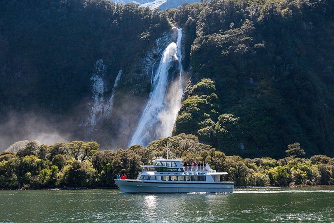 2-Hour Milford Sound Scenic Cruise - Mitre Peak, Sinbad Gully, and Mt. Pembroke