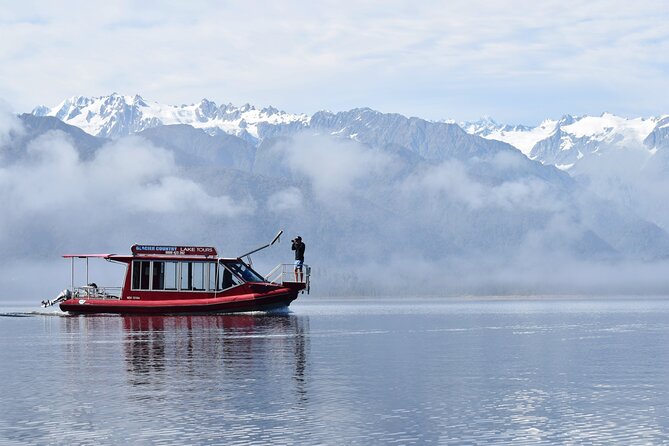 2-Hour Scenic Cruise in Lake Mapourika - Guides who make the trip personal