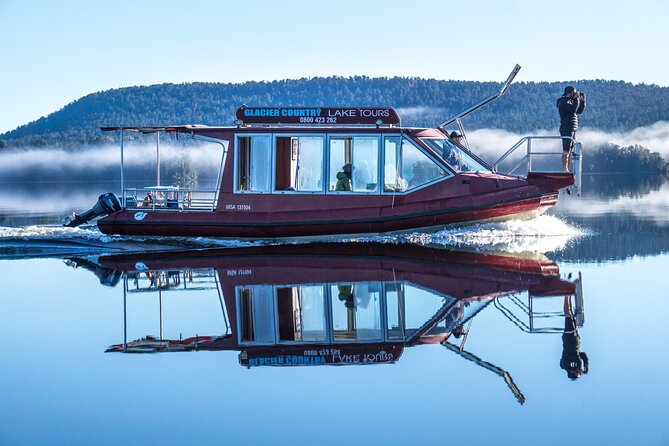 2-Hour Scenic Cruise in Lake Mapourika - The two-hour cruise across Lake Mapourika