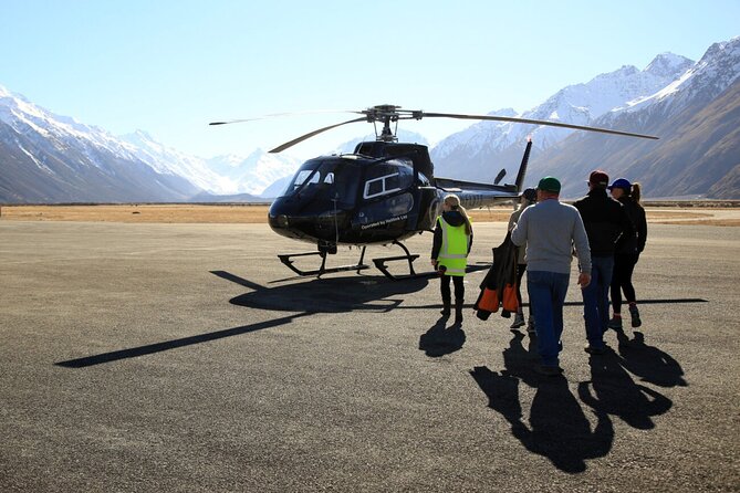 25-Minute Helicopter flight including an alpine landing - Why this short flight works so well