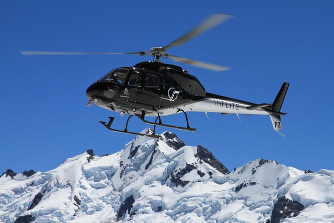 25-Minute Helicopter flight including an alpine landing - The alpine landing at Brass Peak or Liebig Dome