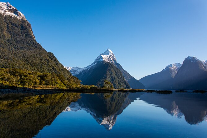 2hr Scenic Milford Sound Flight with Landing - 201 - Milford Sound from above, then on foot