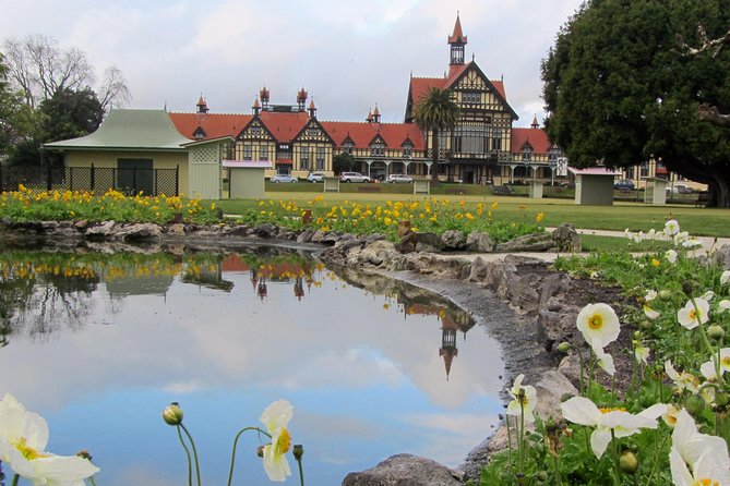 3 Day Bay Of Islands Tour from Auckland including Waitangi and Cape Reinga - Is $772.61 good value?