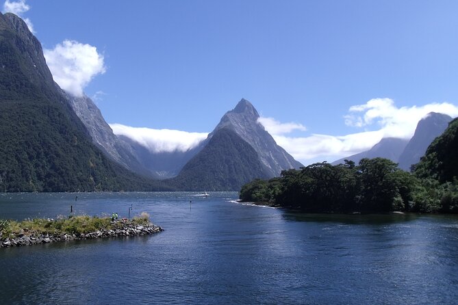 4-Day Great Southern Island Circle Tour from Christchurch - Who gets good value from the $1,238 price