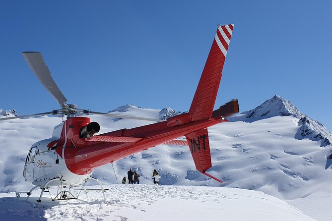 50-Minute Glacier Explorer & Earnslaw Burn Flight, Queenstown - Above Skippers Canyon and Earnslaw Burn