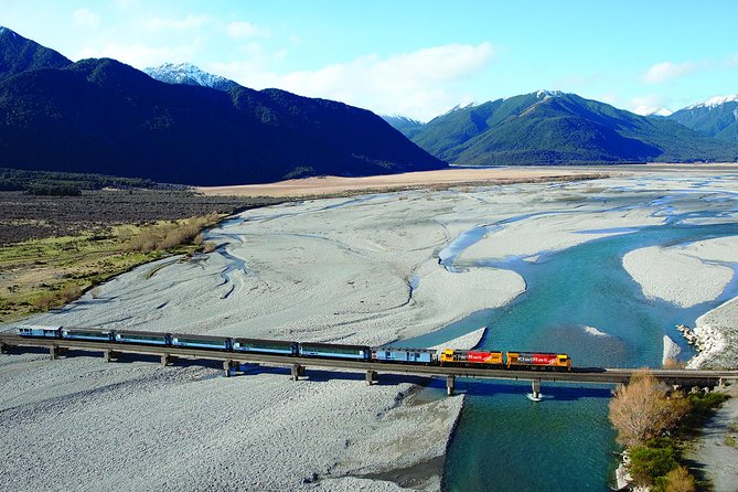 6 Day South Island Circut: Milford Sound, Queenstown and Glaciers - The trip at a glance
