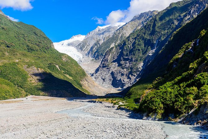 6 Day South Island Circut: Milford Sound, Queenstown and Glaciers - Day 3: Milford Sound, a very long but rewarding day