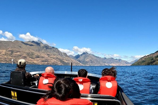 6 Day South Island New Zealand Private Tour from Christchurch - Day 4: Queenstown Gardens, jet boating, and the gondola