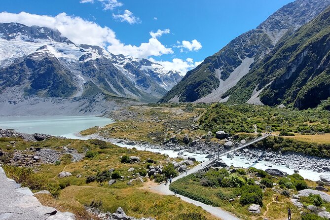 6 Day South Island New Zealand Private Tour from Christchurch - Day 2: The TranzAlpine train and Arthur’s Pass
