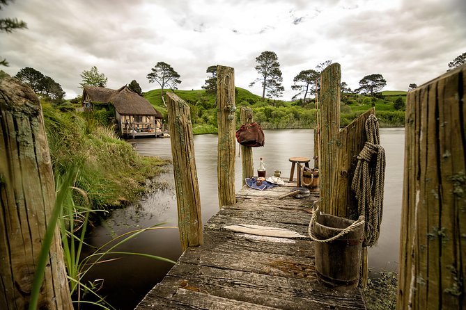6hr Hobbiton Movie Set Tour - Departs Tauranga - Small-Group Comfort and Guide Quality