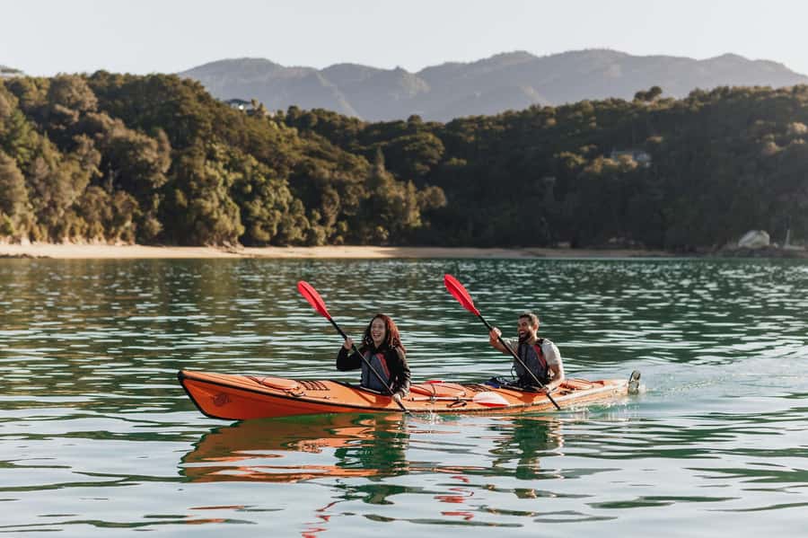Abel Tasman National Park: Cruise, Kayak, & Hike Tour - Observation Beach and the kayaking safety briefing