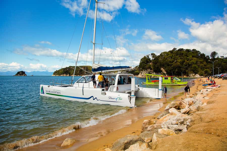 Abel Tasman National Park: Cruise, Walk & Sailing Tour - Meeting at Kaiteriteri Beach