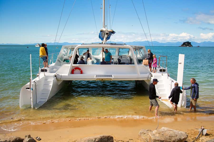 Abel Tasman National Park: Self-Guided Walk & Sailing - Packing for a comfortable six-hour day