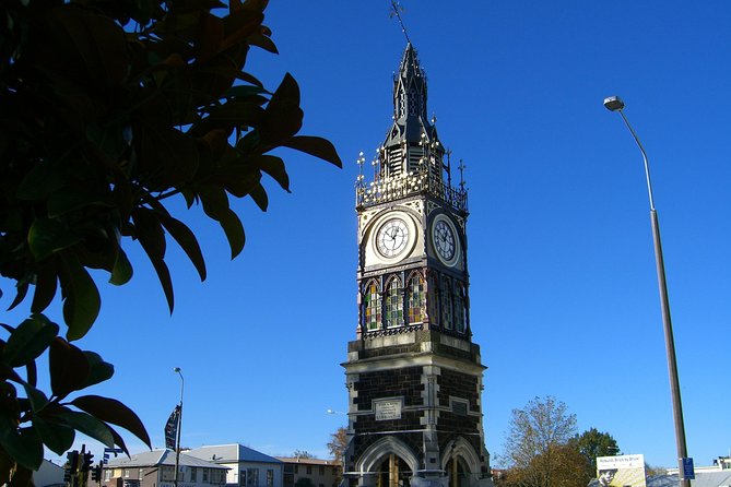 Akaroa Shore Excursion: Banks Peninsula, Christchurch City and Giants House Tour - Christchurch Botanic Gardens in only 30 minutes