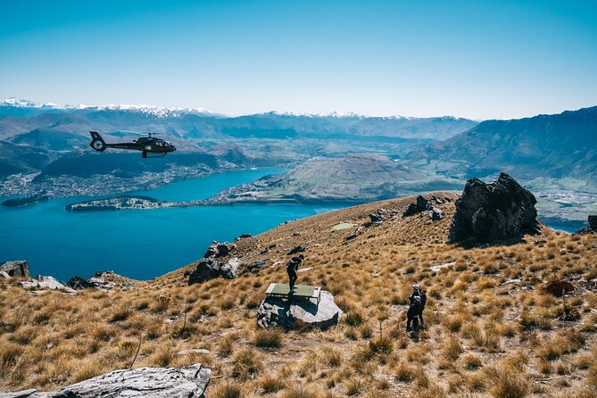 Altitude Golf by Helicopter from Queenstown - Timing, group size, and the shared experience