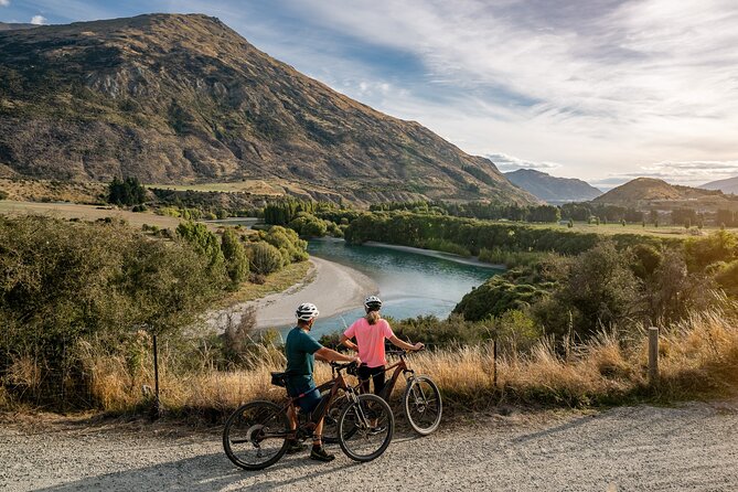 Arrowtown to Queenstown Full-Day Bike Adventure - Arrow River Trail and the first bridges