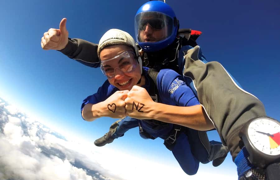Auckland: 13000, 16000, or 18000-Foot Tandem Skydive - Key Points Before You Book