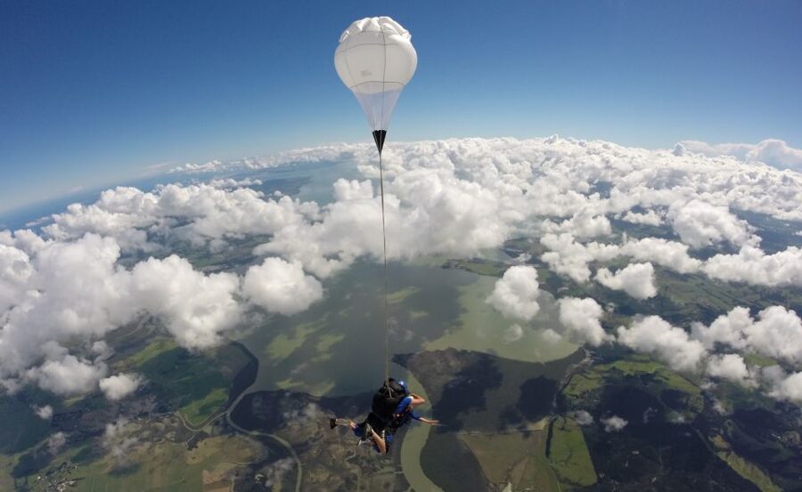 Auckland: 13000, 16000, or 18000-Foot Tandem Skydive - The Door Opens: Freefall Above the Coast