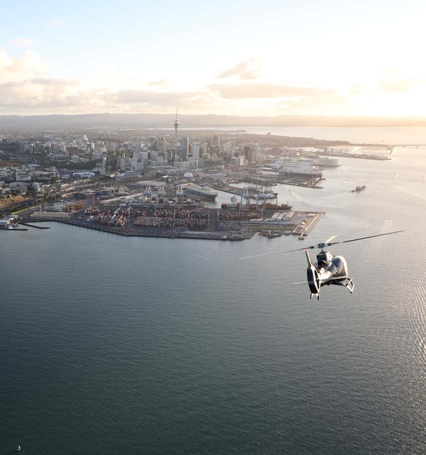 Auckland: 20min Helicopter scenic flight - City & Volcanoes - Eden Park, Mount Eden, and Mount Albert from the air