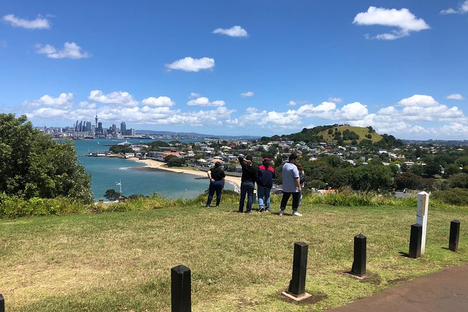 Auckland City Private Tour for Couples. Be chauffeur driven with added extras. - Parnell adds gardens and an older village feel