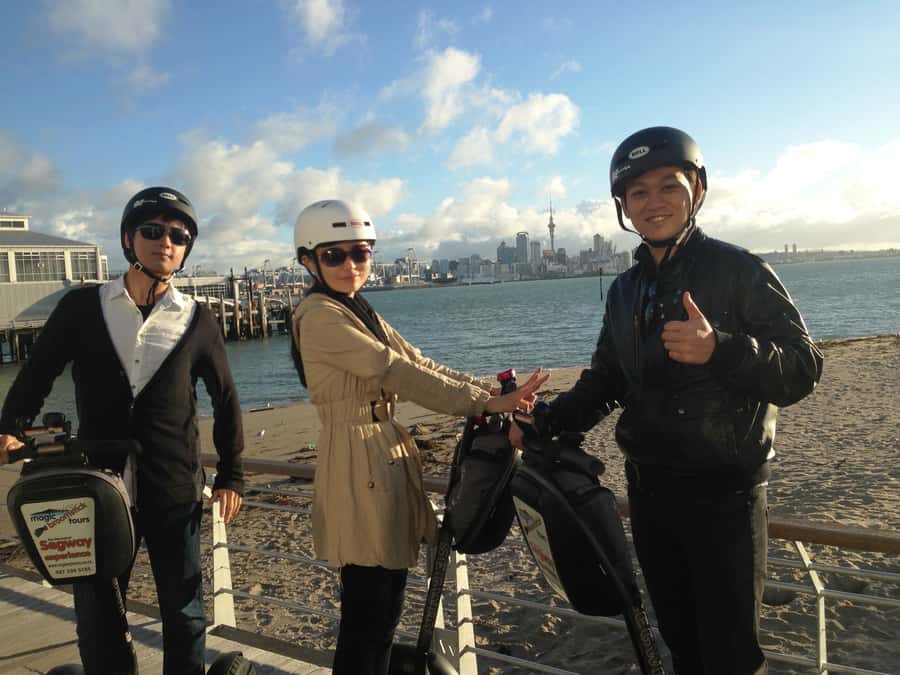 Auckland: Devonport Village Segway Tour - What the one-hour format really offers