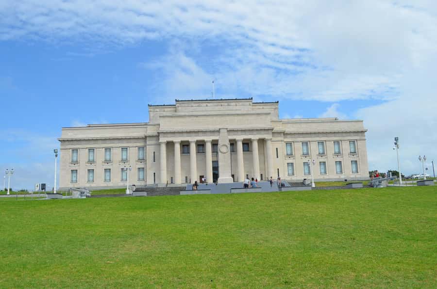 Auckland: Full-Day City Highlights Tour - Mount Eden and Auckland’s volcanic setting