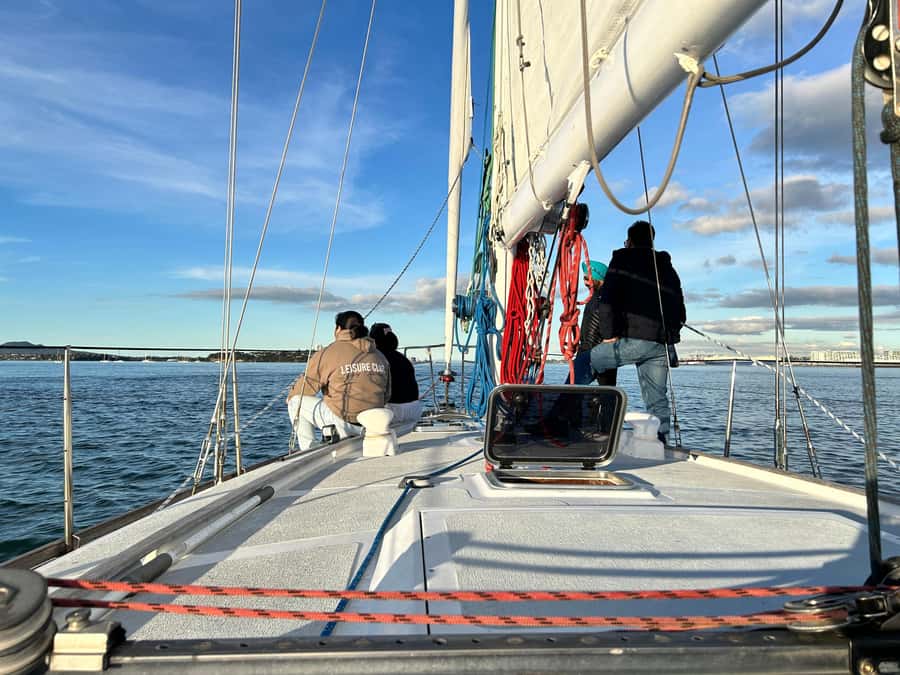 Auckland Harbour 1.5-Hour Sailing Cruise - Sailing beneath the Harbour Bridge