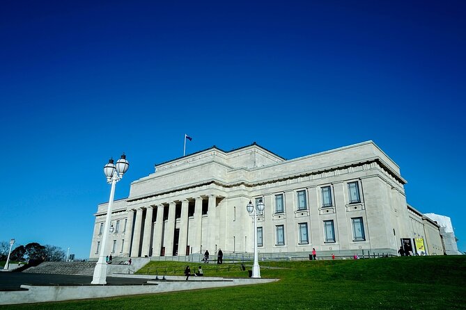 Auckland Museum and Highlight Sightseeing Tour - Auckland Museum, the heart of the cultural visit