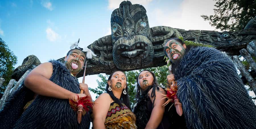 Auckland: Rotorua Tour with Mitai Māori Village & Wai-O-Tapu - Key points at a glance