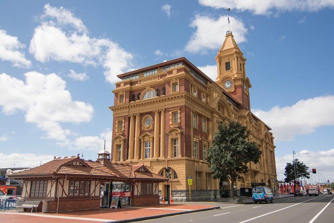 Auckland Shore Excursion: Half-Day Guided City Tour - Ponsonby adds old houses and local character