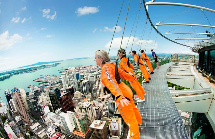 Auckland: Sky Tower SkyWalk - 192m High Edge Walk - Getting fitted for the harness