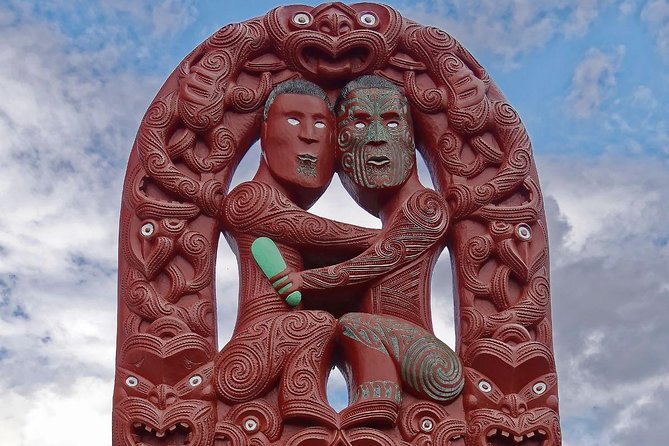 Auckland to Rotorua via Waitomo Caves Small Group Tour (One Way) - The 15-minute break at Pirongia