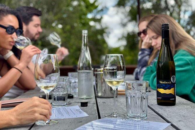 Auckland West Vineyard Tour with lunch and tastings incl - Is $335.11 good value?