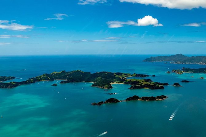 Bay of Islands 2-Day Small Group Tour & Cruise from Auckland - Otehei Bay on Urupukapuka Island