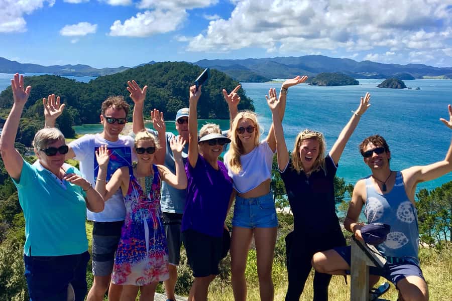Bay of Islands: 4.5 Hour Day Cruise and Island Getaway Tour - Cruising through 144 islands with a running commentary