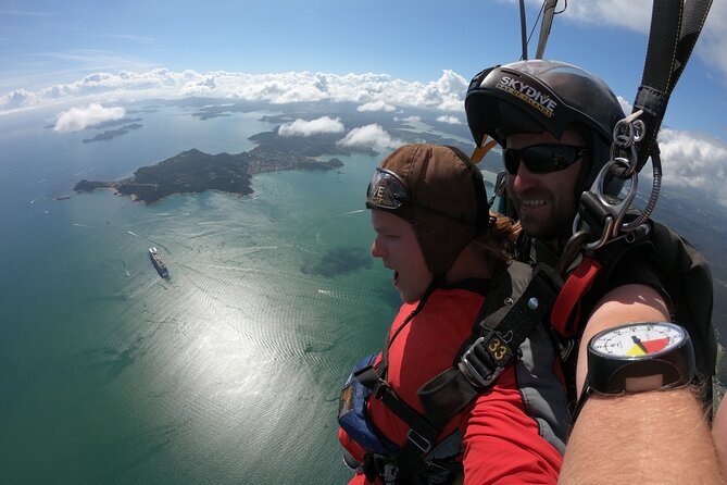 Bay of Islands: 9000ft Skydive - Arriving at 182 Wiroa Road in Kerikeri