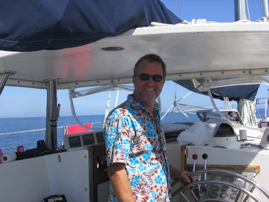 Bay of Islands: Awesome Day Sailing Tour with Island Stop - Snacks, stories, and a relaxed pace