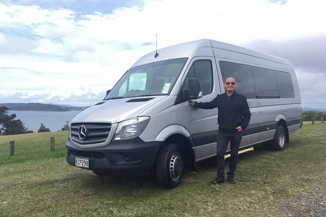 Bay of Islands Glow Worm Caves & Scenic Shore Excursion - Makana Chocolate Boutique and the question of tasting