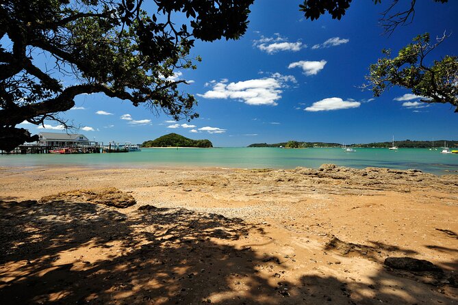 Bay of Islands Scenic Tour - Paihia and Opua, two different waterfront towns