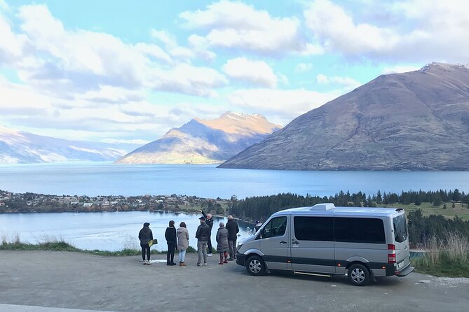 Best of Queenstown Guided Tour with Wine Tasting & Boat Cruise - Lake Wakatipu is the right finale