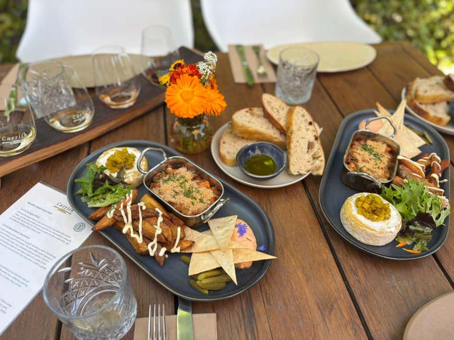Boutique Winery Half-Day Tour & Vineyard Platter-Style Lunch - Jet boat or golf: useful upgrades, not automatic extras