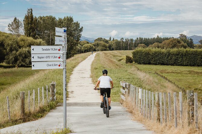 Cape Winery Cycle Tour - 6 wineries, self-guided - Starting in Napier and setting off at Cape Kidnappers