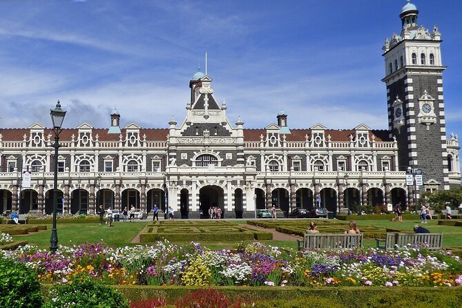 Castle, Coast & City Tour - 8 pax max - Castle Entrance Included - Smaills Beach shows Dunedin’s rougher edge