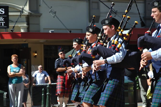 Castle, Coast & City Tour - 8 pax max - Castle Entrance Included - Chris makes the difference