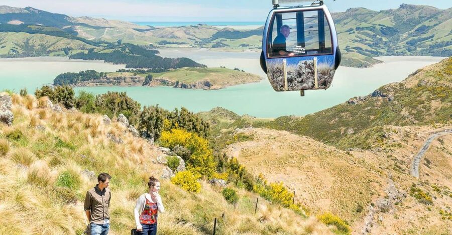 Christchurch Gondola and Tram City Tour Combo - Taking the Christchurch Gondola up Mount Cavendish