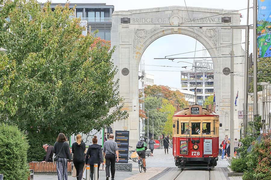Christchurch Gondola and Tram City Tour Combo - How to connect the tram and gondola